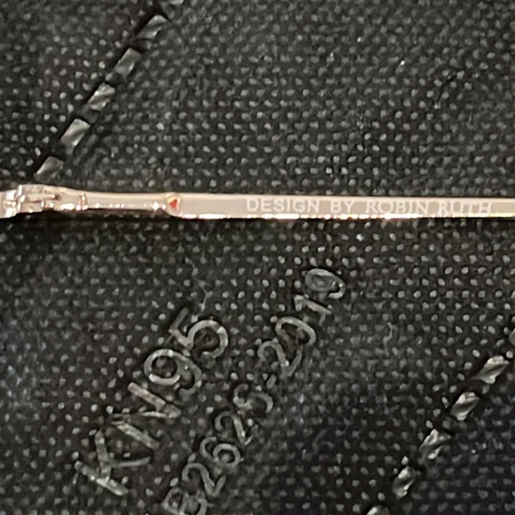 ROBIN RUTH SMALL BROWN OVAL SUNGLASSES - Picture 6 of 6